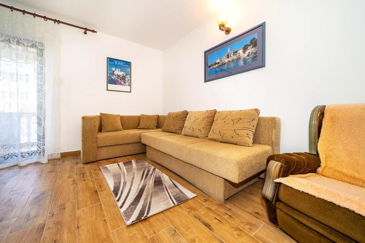 Apartments Jurina Đảo Krk Ngoại thất bức ảnh